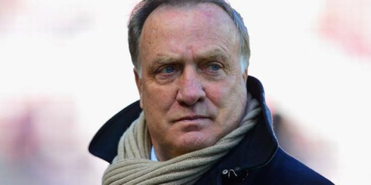 Fenerbahçe Advocaat’ı istifaya zorlayacak