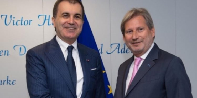 AB Komiseri: Üyelik giderek gerçek dışı…