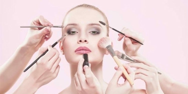 İmha edilmesi gereken ürünleri satıyorlar!