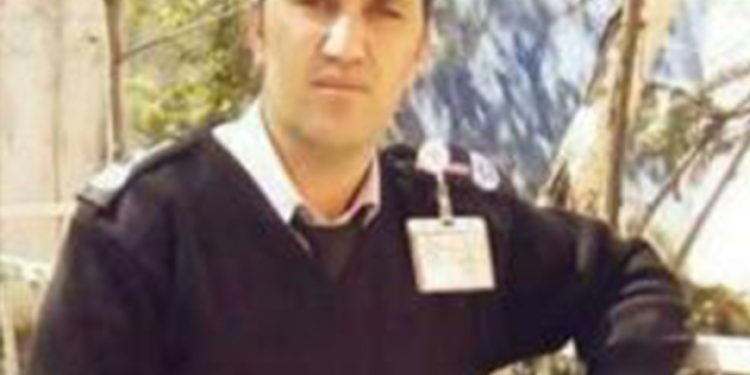 Kar maskeli saldırganlar güvenlik görevlisini vurdu