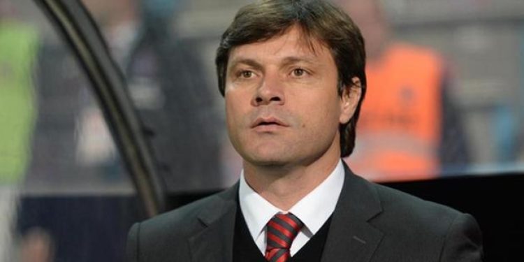 Akhisar Ertuğrul Sağlam’la anlaştı