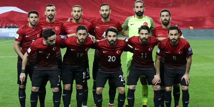 Millilerde 3 oyuncu kadro dışı