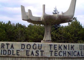 AKP akademiyi kuruttu