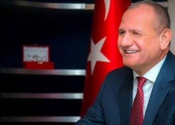 AKP’li belediye başkanı, 9 yakınını belediyeye müdür yaptı!
