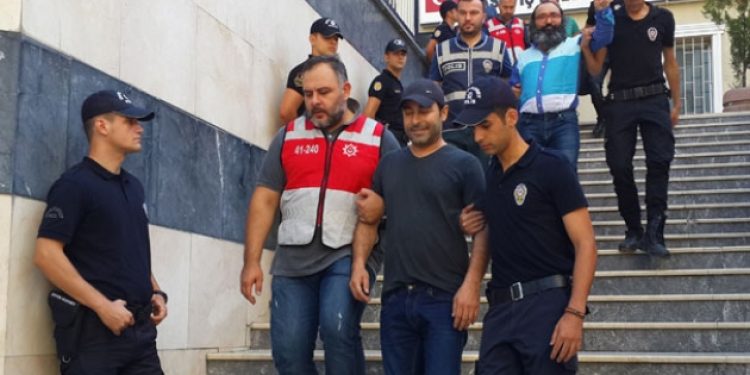 29 gazeteci akıl almaz suçlamalarla bugün hakim karşısına çıkıyor