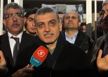 Hidayet Karaca’nın az maaş alması da suç