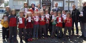 Evet için çocuk istismarı