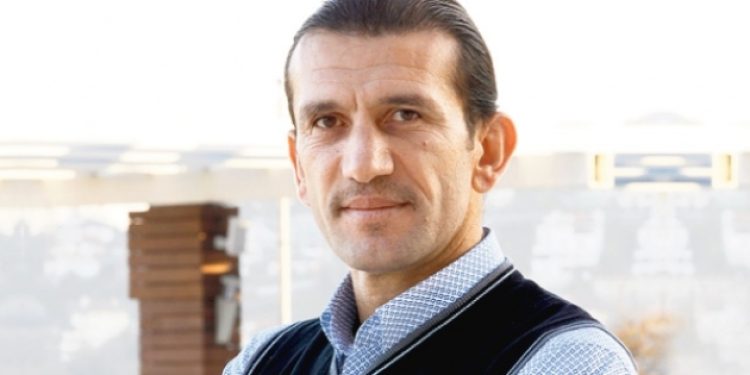 Rüştü: Fatih Terim futboldan elini ayağını çekmeli