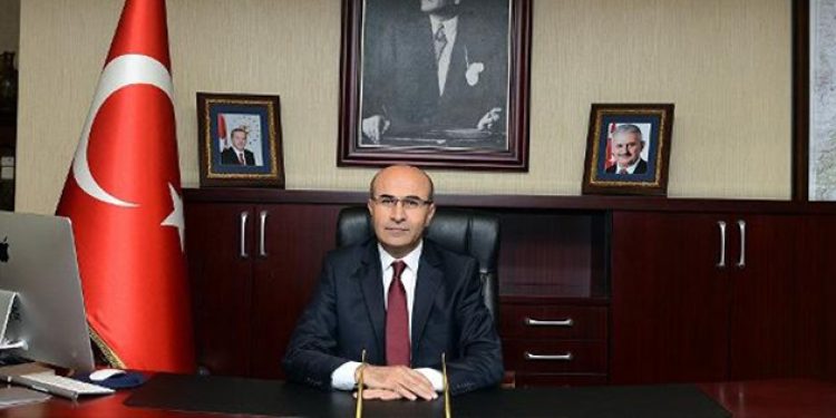 Gösteri ve yürüyüşlere yasak!