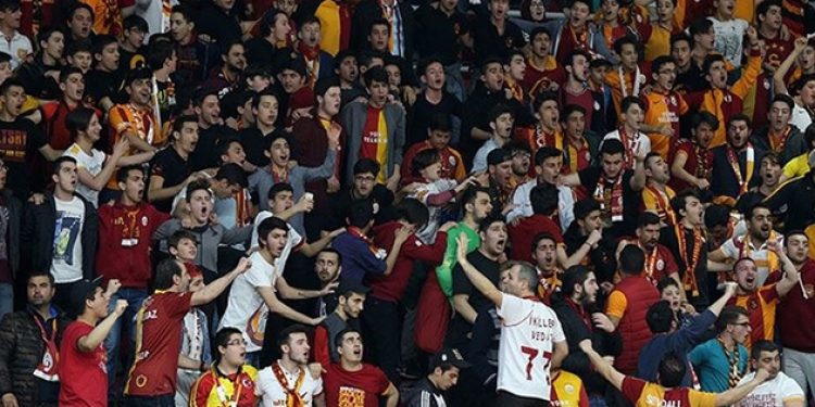 Derbi öncesi Abdi İpekçi karıştı!