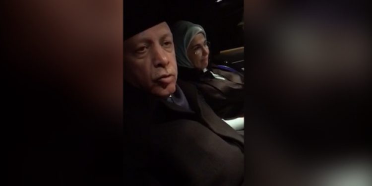 İnsanlık bitmiş dedirten görüntü!