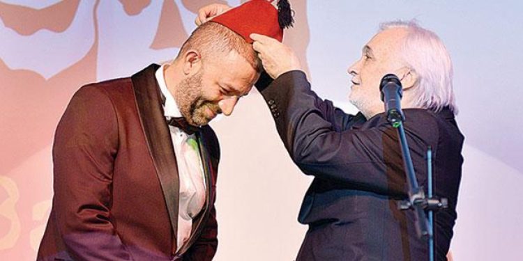 Dümbüllü’nün fesi artık Çoruh’ta!