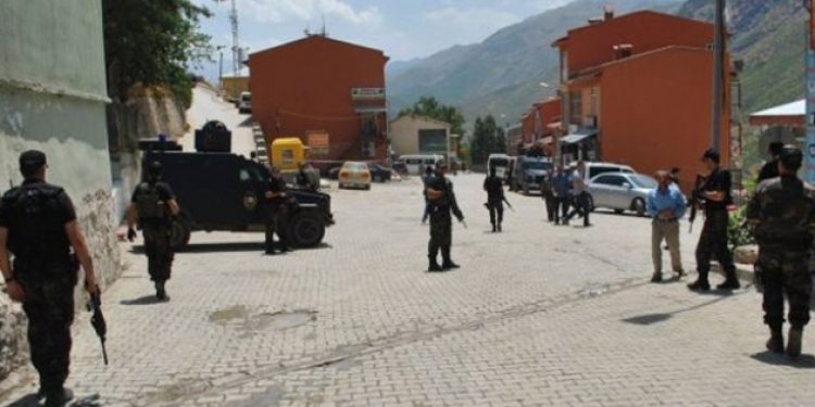 Referanduma kadar gösteri ve yürüyüş yasak!