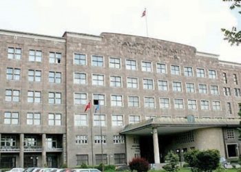 Boşaltılan tiyatro bölümü ‘Coğrafyacı’ya emanet!