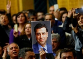 Demirtaş’tan korkaklara son çağrı