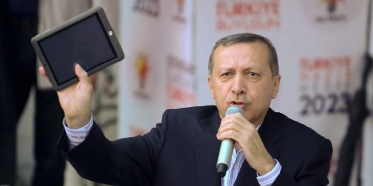 Fatih Projesi’nde hükümet havlu attı