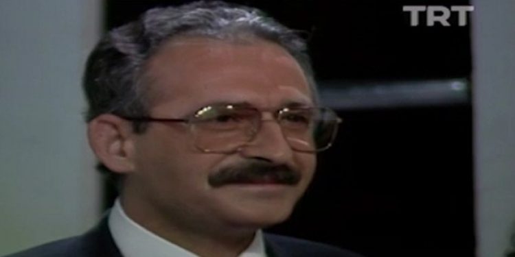 Kılıçdaroğlu’nun TRT’de şarkı söylediği görüntüler