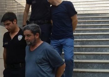 “​Mümtaz’er Türköne’ye cuntacıların yapmadığını yaptılar”