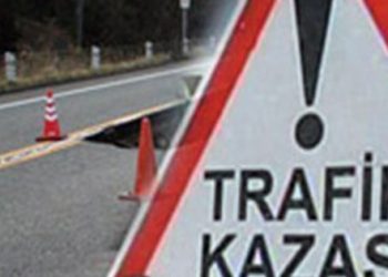 Feyzioğlu’na giden çevik kuvvet aracı kaza yaptı