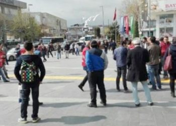 HAYIR çalışması yapanlara satırlı saldırı!