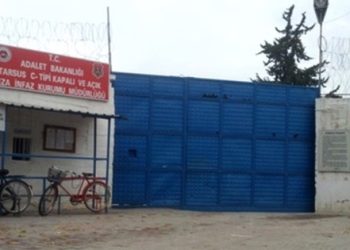 Bu cezaevinde gökyüzüne bakmak da yasak