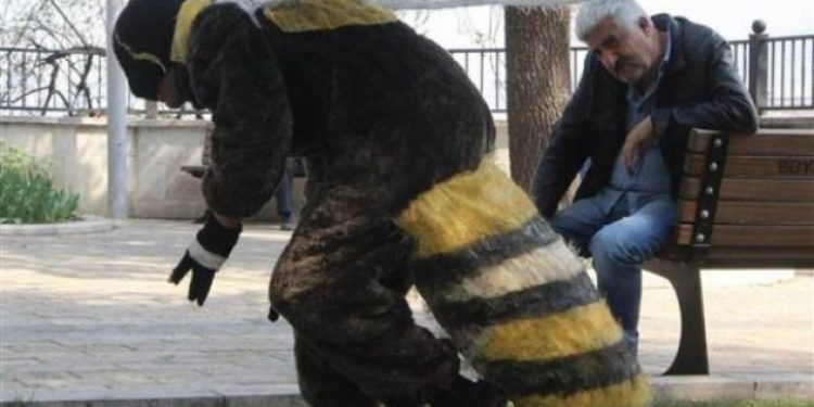 Canan Karatay’ı böyle protesto etti