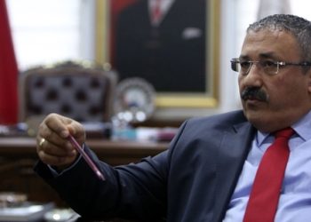 HSYK Başkanvekili gazeteci avında