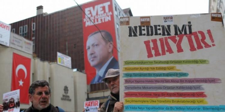 AGİT: Hayır kampanyaları engelleniyor