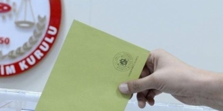 “Çalışanlara ‘Evet oyu atıp, fotoğrafını getirin’ baskısı yapılıyor!”