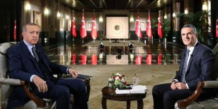 İşte Hakan Çelik’in ‘tarafsızlığı’