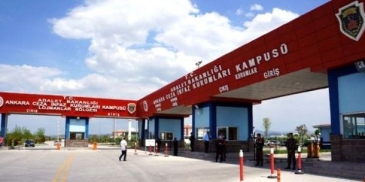 Cezaevlerinde gazete yasakları başladı! Cumhuriyet, Birgün, Yeni Asya…