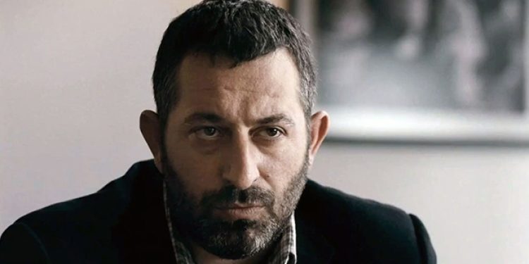 Cem Yılmaz’a “Karısı helaldir” tehdidi!