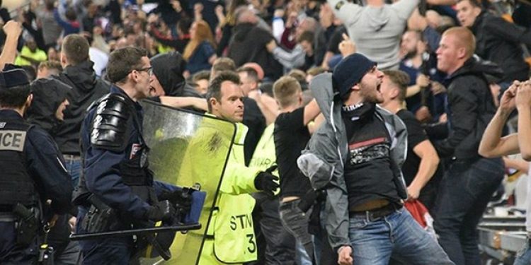 Lyon’dan rövanş öncesi sürpriz karar