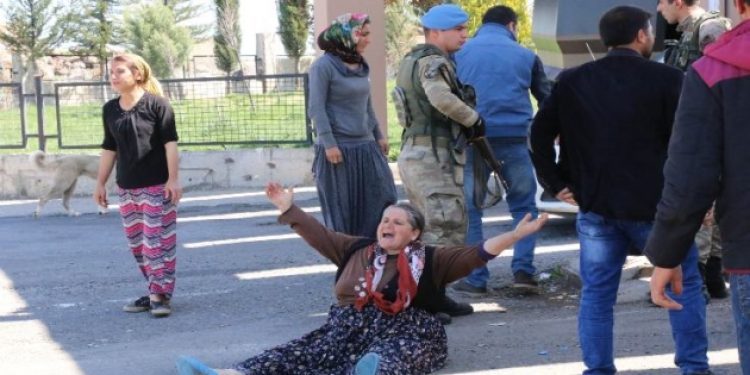 ​Diyarbakır’da seçimde silahlı saldırı!