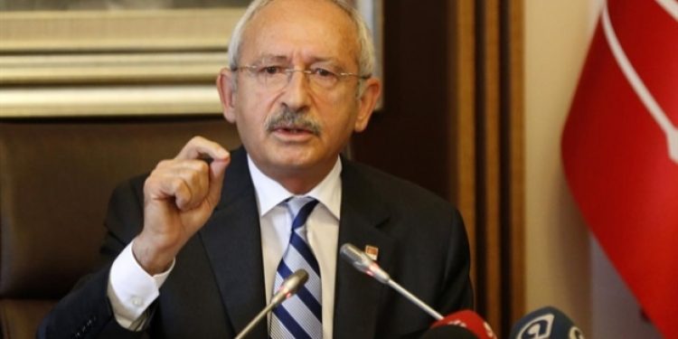 Son Dakika: CHP MYK (Merkez Yürütme Kurulu) olağanüstü toplanıyor!