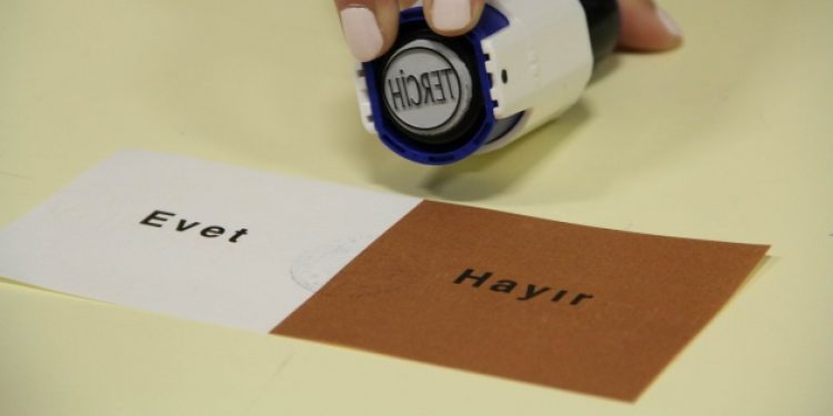 Üç büyük şehirde ‘Hayır’ çıktı