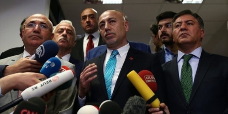 CHP’li Aksünger, o toplantıyı anlattı: Çok tedirginler