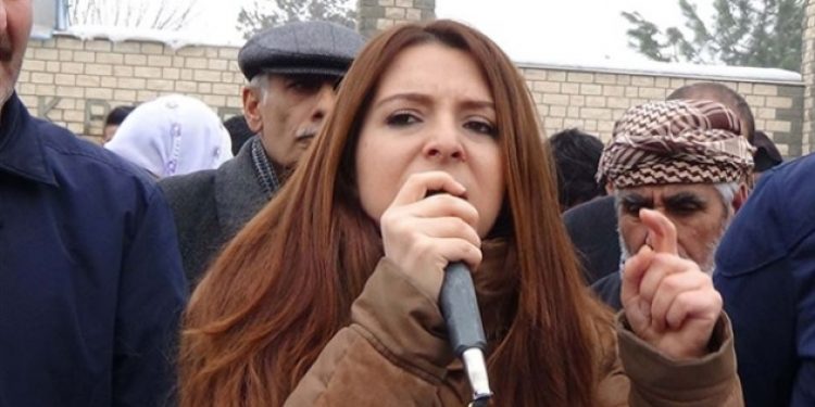 ​HDP Muş Milletvekili Burcu Çelik Özkan tutuklandı