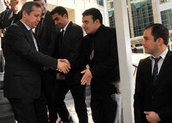 Ölüm döşeğinden alıp hücreye koydular!