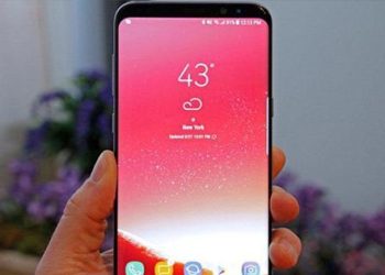 Galaxy S8’de kırmızı ekran şikayetleri artıyor!