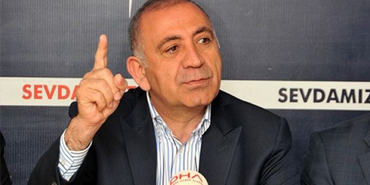 “Dünyanın en pahalı başörtüsü Kısıklı’da!”