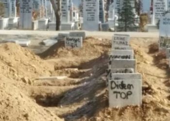 Ölmüş öğretmenin evini darbeci diye bastılar