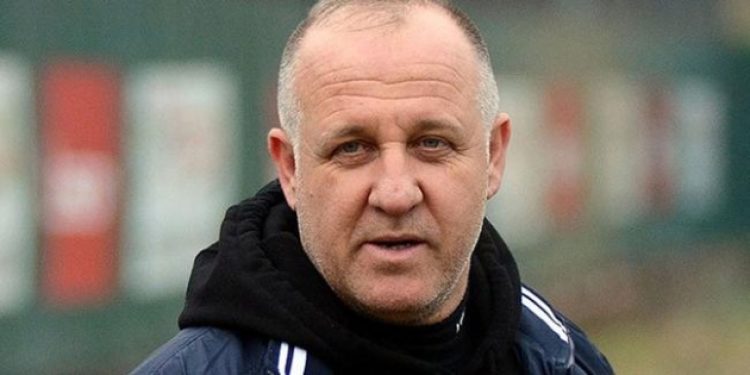 Sergen Yalçın’ın yerine Mesut Bakkal geldi