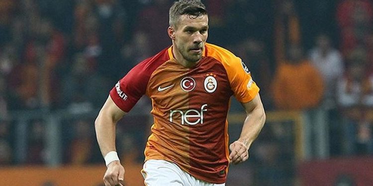 Podolski: 2. lig takımıyla oynadık