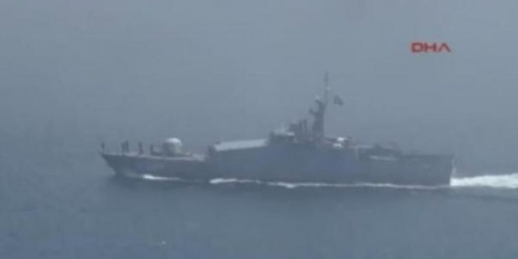 Rus savaş gemisi İstanbul’da kaza yaptı
