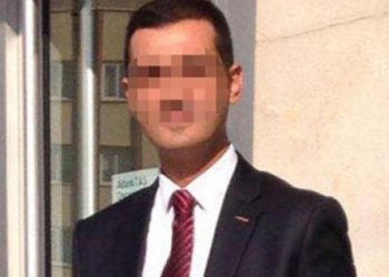 Müşterilerinin hesabını boşaltan bankacı yakalandı