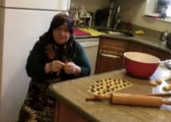 Bu dönemde Hizmet Hareketi’ndeki insanlar böyle geçimlerini sağlıyorlar