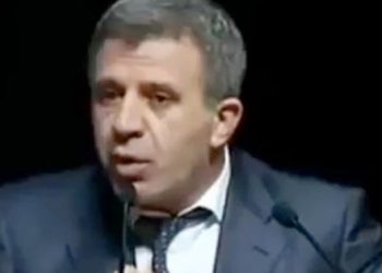 DHA Hakan Şükür’e sahip çıkan Çetinçalı’nın işine son verdi!