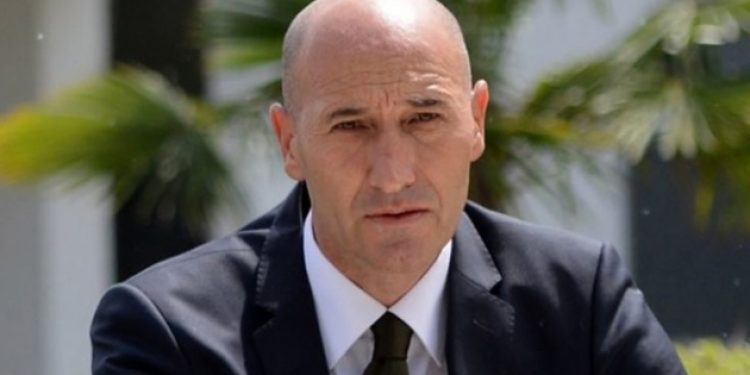 Bursaspor’a 4’üncü antrenör sırada