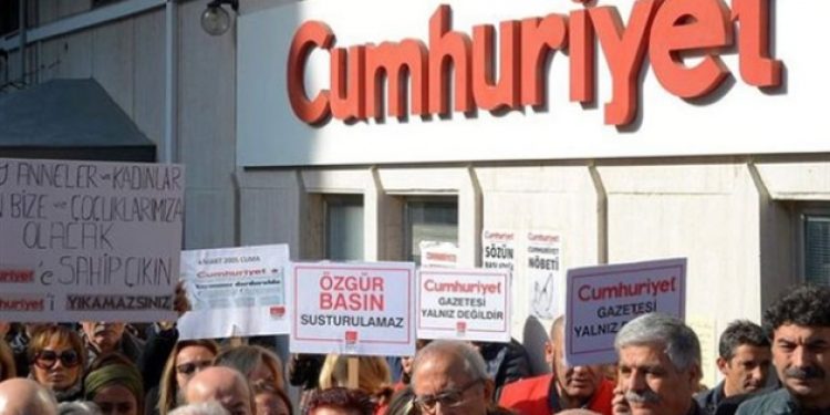 Cumhuriyet Vakfı Yönetim Kurulu seçimini iptal edildi
